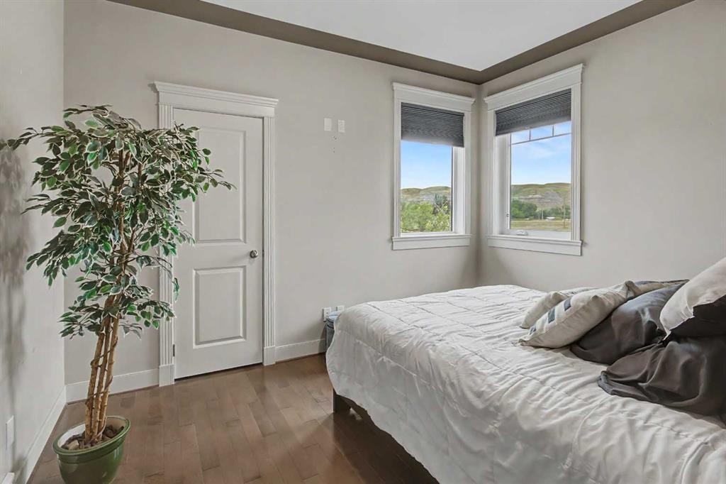 701 Centre Street, Drumheller, AB
