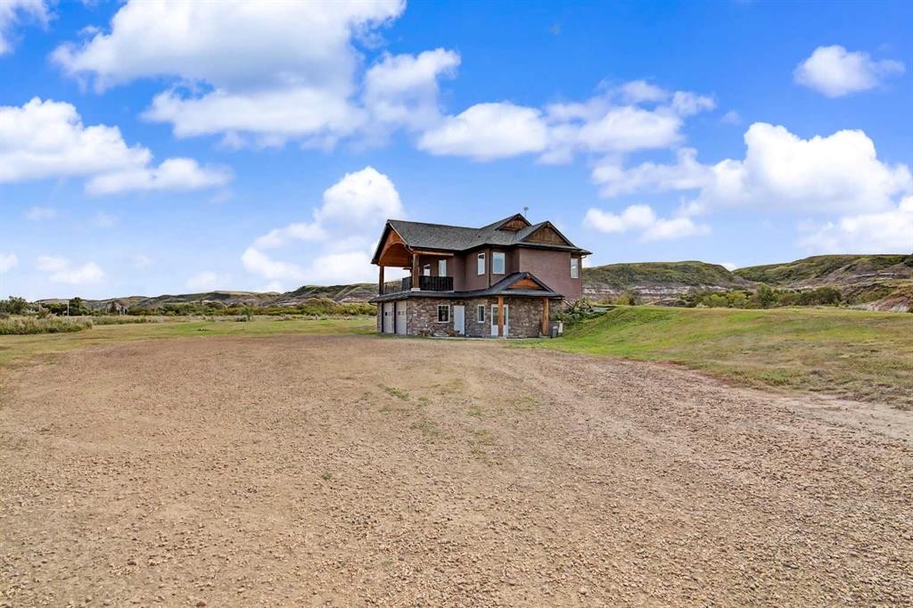 701 Centre Street, Drumheller, AB
