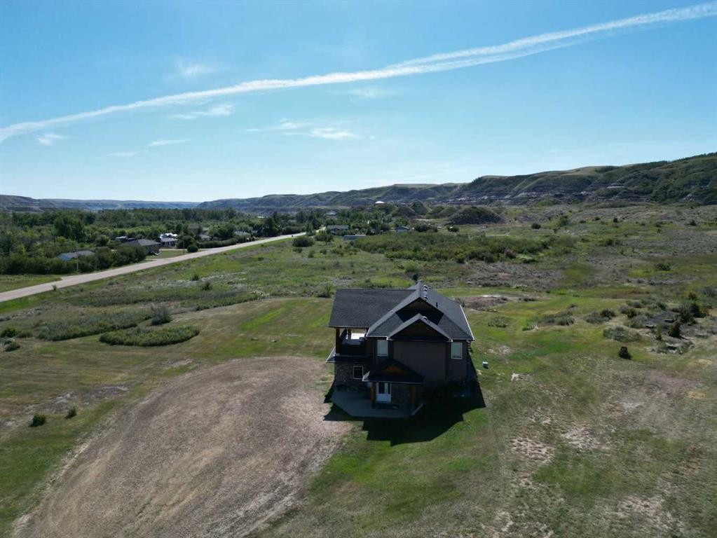701 Centre Street, Drumheller, AB