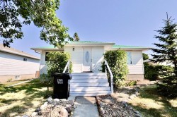 408 2 Avenue EASTOyen, AB T0J 2J0
