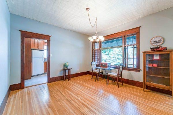 275 3 Ave E, Drumheller, AB