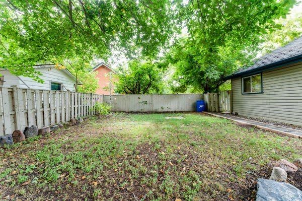 275 3 Ave E, Drumheller, AB