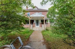 210 1 Street WESTDrumheller, AB T0J 0Y3