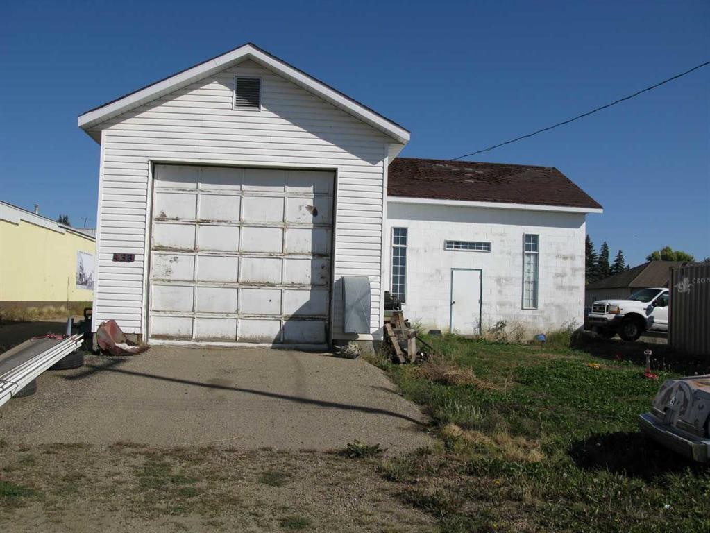 433 2 Avenue, Bassano, AB