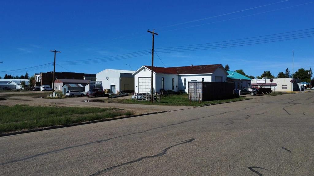 433 2 Avenue, Bassano, AB