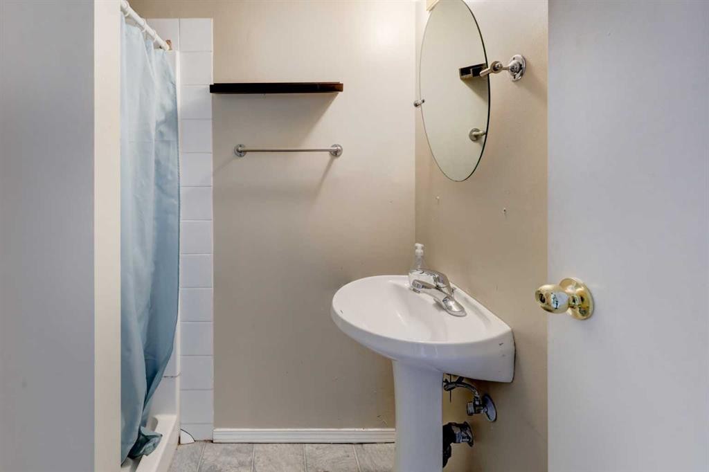 1718 Midland Place, Drumheller, AB