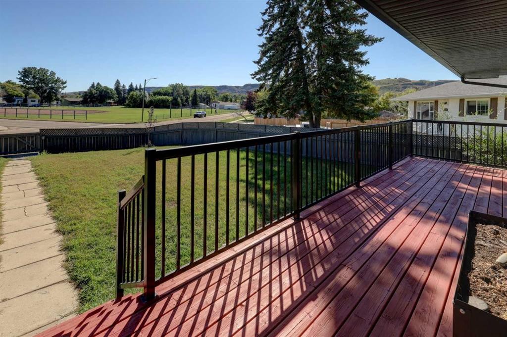 1718 Midland Place, Drumheller, AB