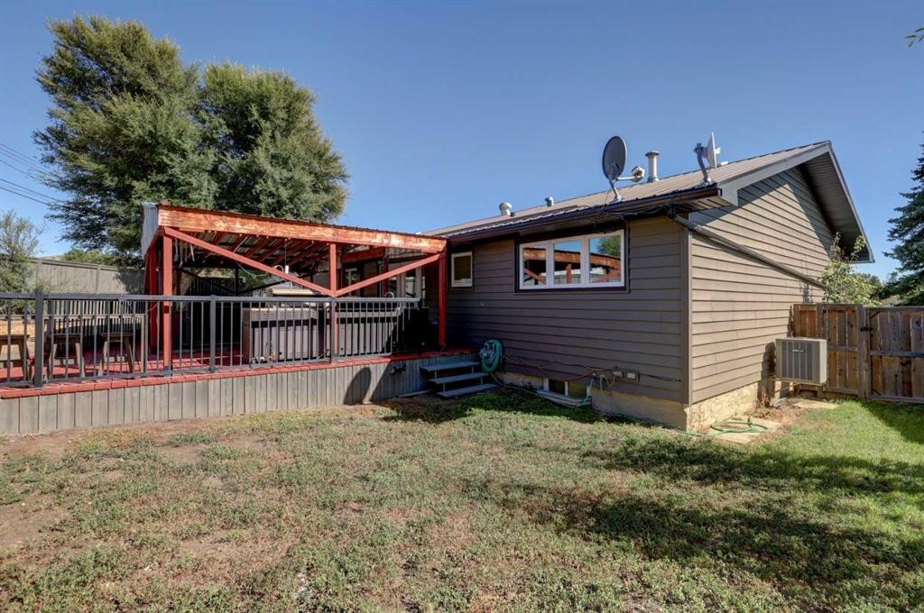 1718 Midland Place, Drumheller, AB