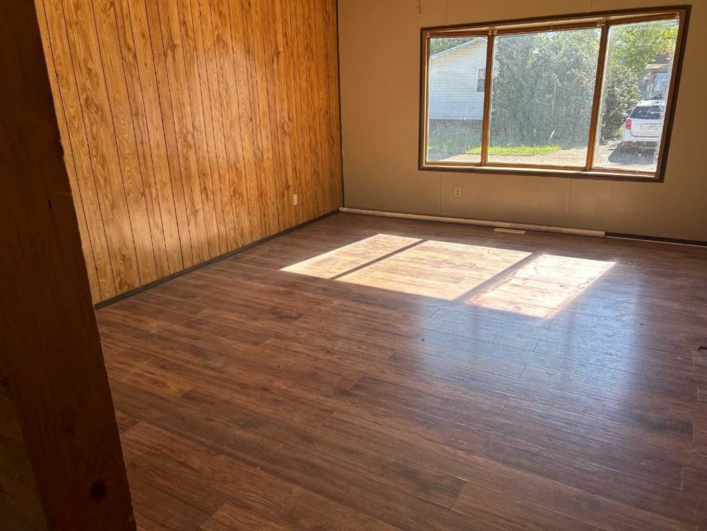 77 Greenbrook Village, Brooks, AB