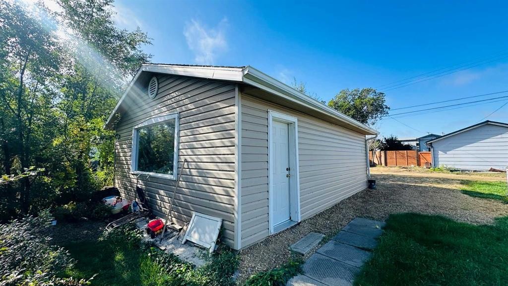 206 1 Avenue North, Morrin, AB