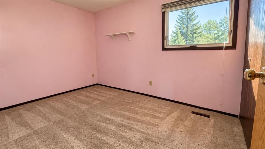 139 Shacker Crescent West, Hanna, AB