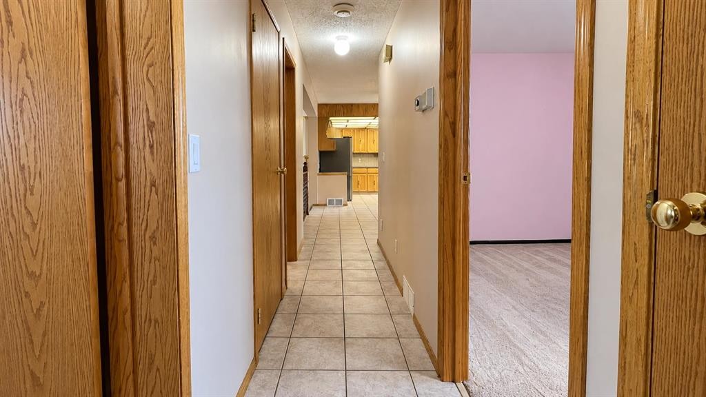 139 Shacker Crescent West, Hanna, AB