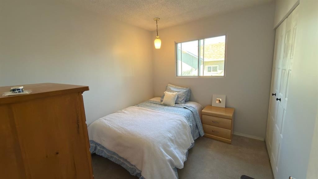 307 6 Avenue West, Hanna, AB