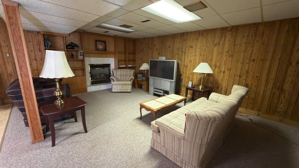 307 6 Avenue West, Hanna, AB