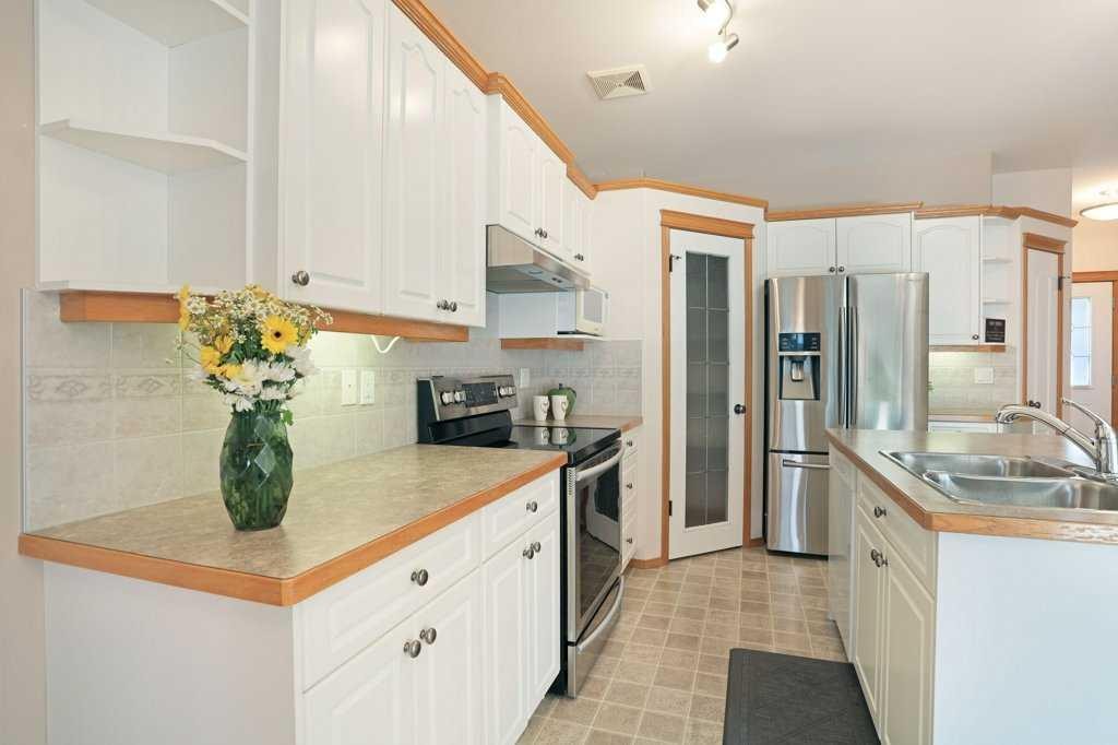 75 Sunset Crescent Sw, Medicine Hat, AB