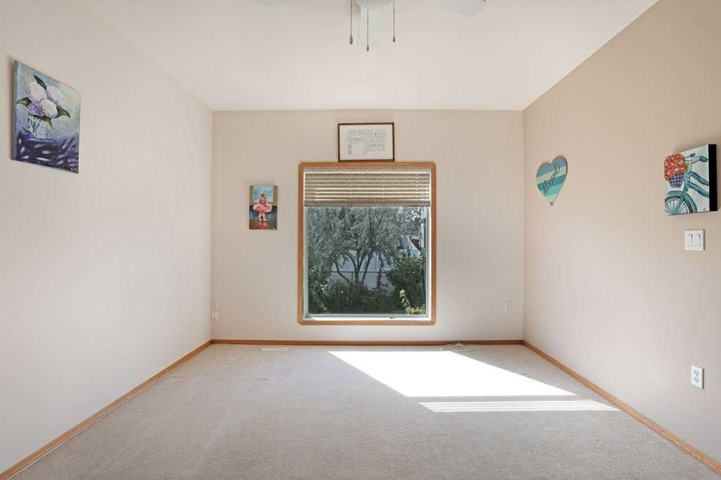75 Sunset Crescent Sw, Medicine Hat, AB
