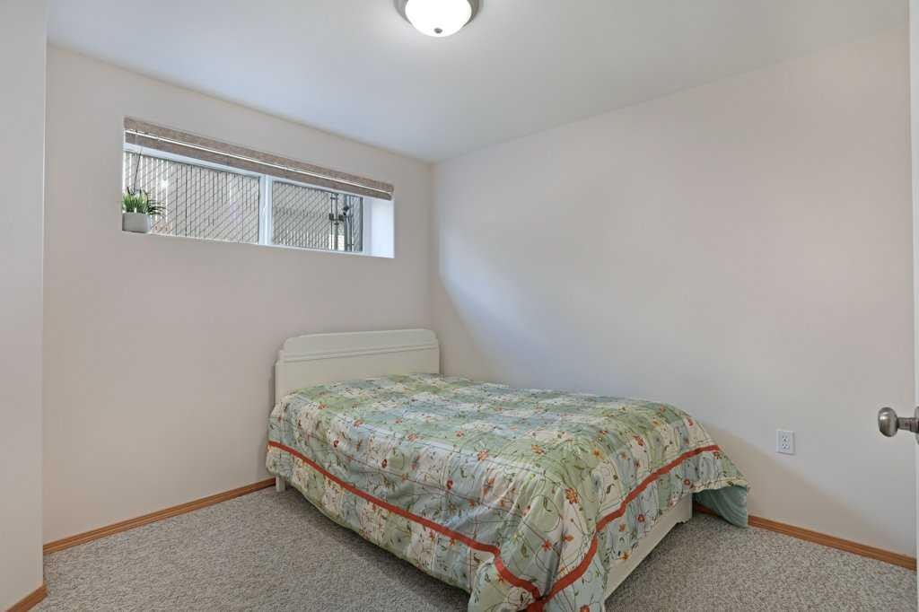 75 Sunset Crescent Sw, Medicine Hat, AB