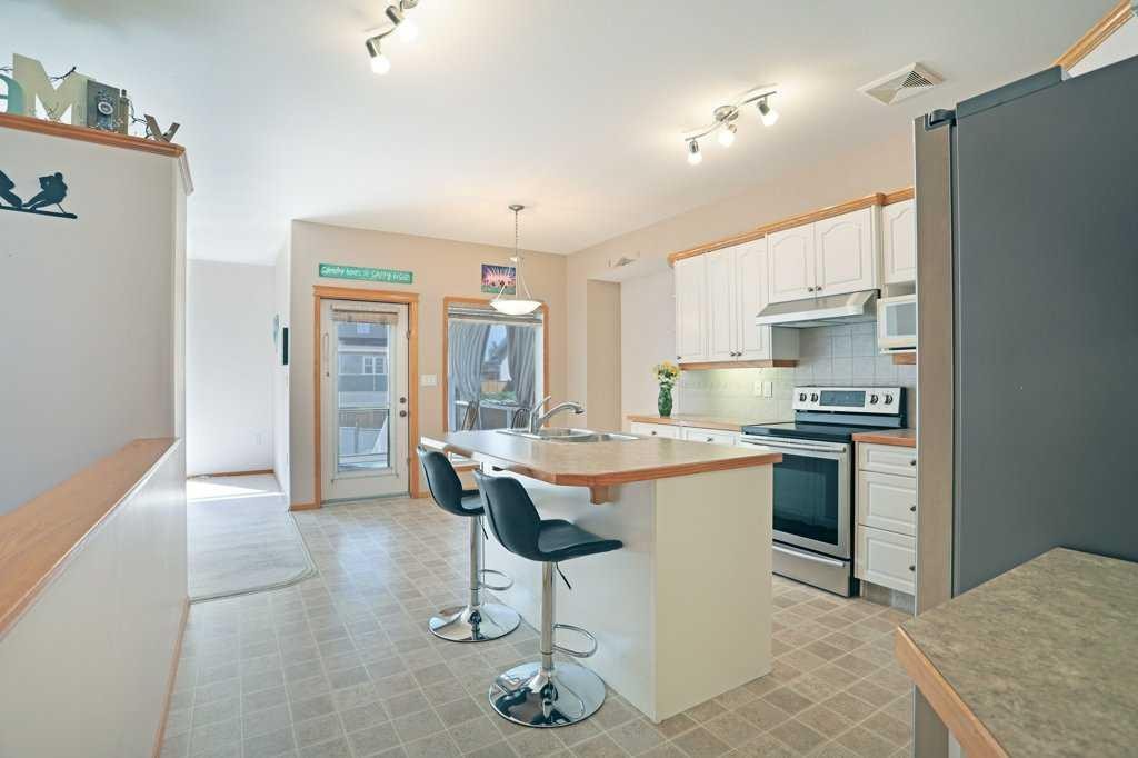 75 Sunset Crescent Sw, Medicine Hat, AB