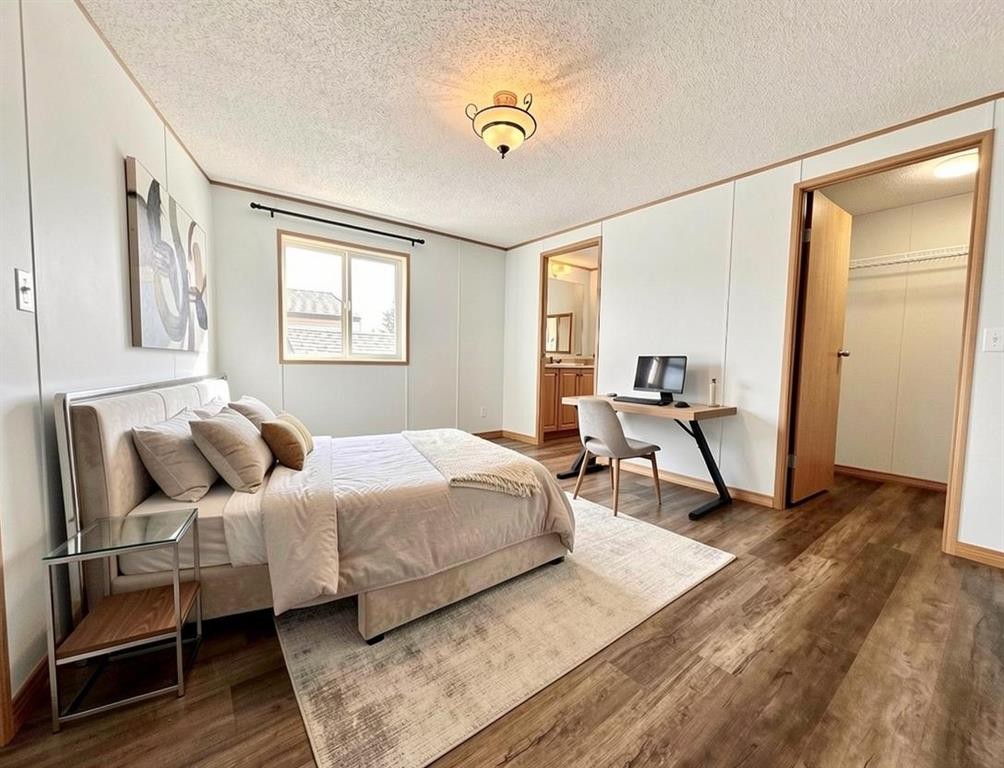 318-349 Railway Avenue, Duchess, AB