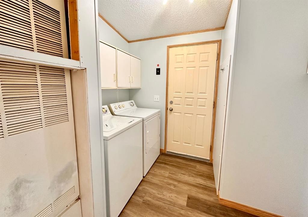 318-349 Railway Avenue, Duchess, AB