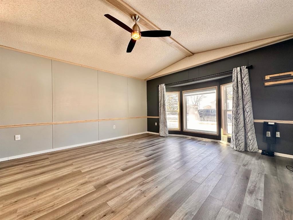 613 Iris Street, Rosemary, AB