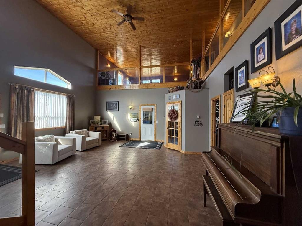 108 5 Avenue, Youngstown, AB