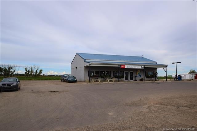 400 Howe Avenue East, Duchess, AB