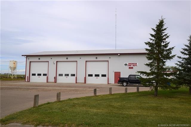 400 Howe Avenue East, Duchess, AB