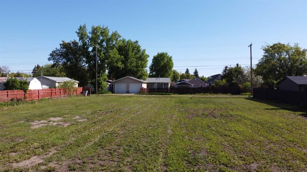 1230 & 1234 5 Avenue, Wainwright, AB