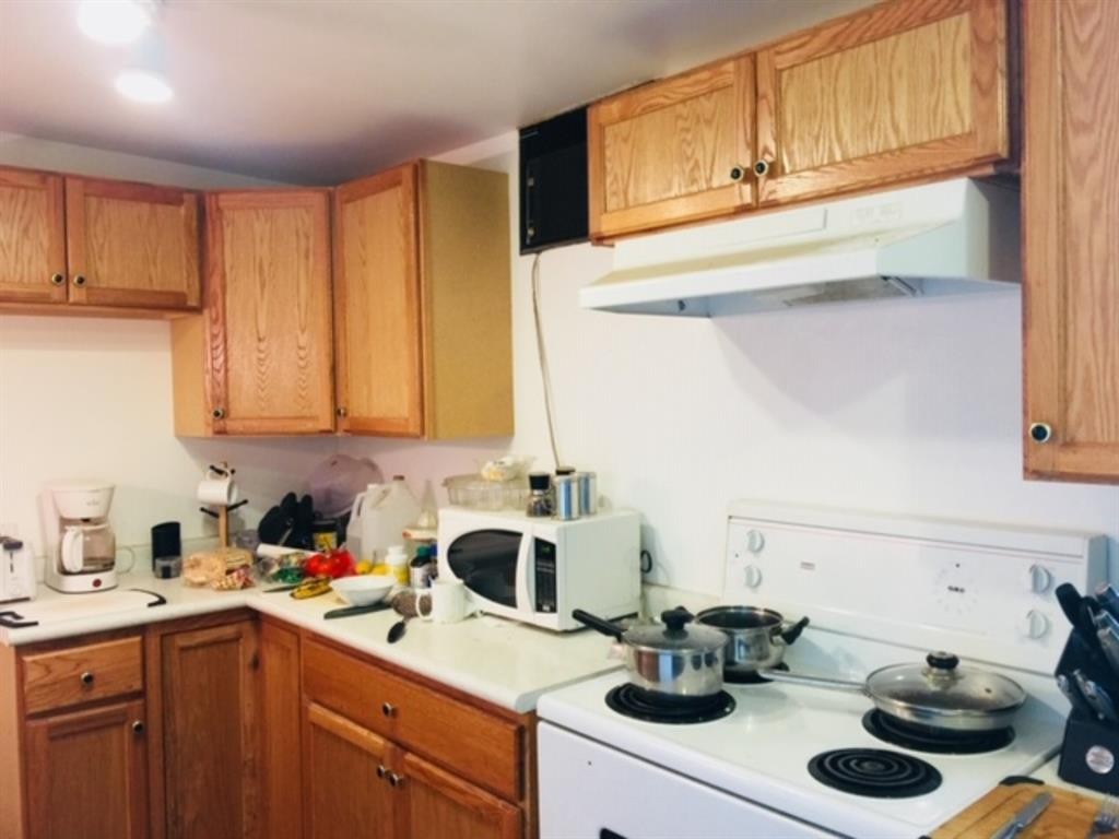 118 Main Street, Chauvin, AB