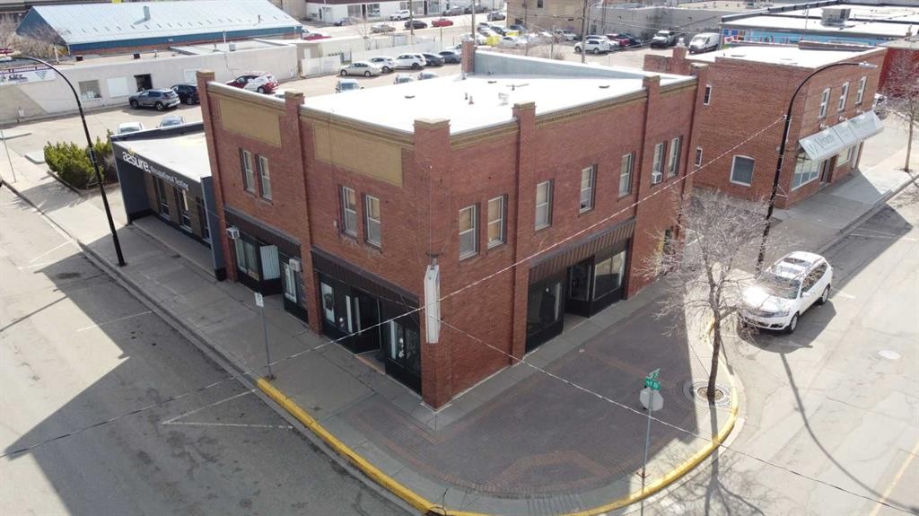 4820 49 Avenue, Lloydminster, SK