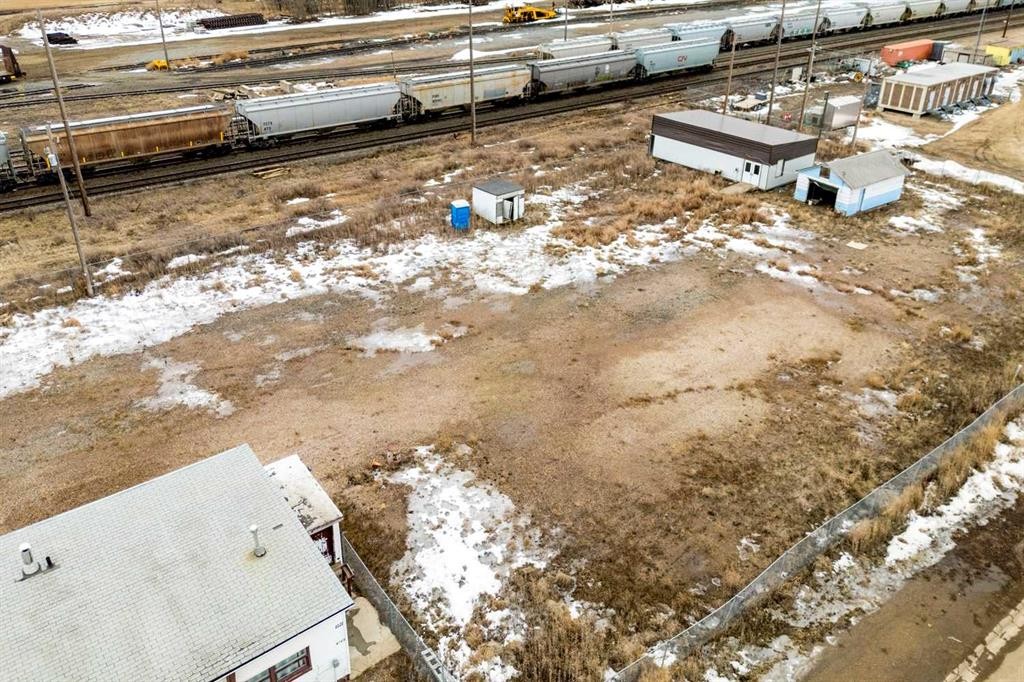 1101 1 Avenue, Wainwright, AB