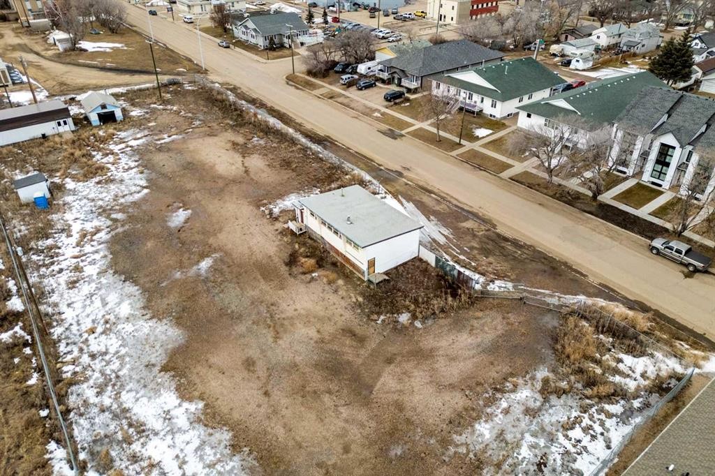 1101 1 Avenue, Wainwright, AB