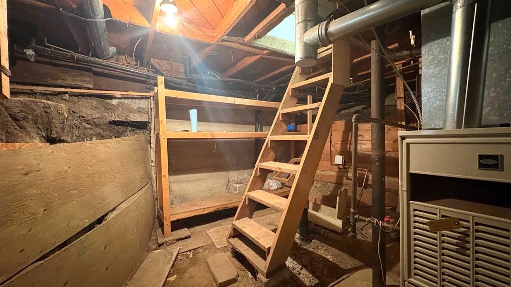 1206 6 Avenue, Wainwright, AB - Indoor