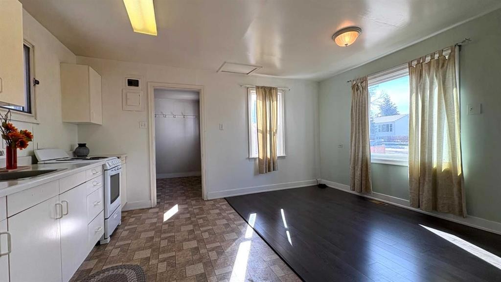 1206 6 Avenue, Wainwright, AB - Indoor Photo Showing Other Room