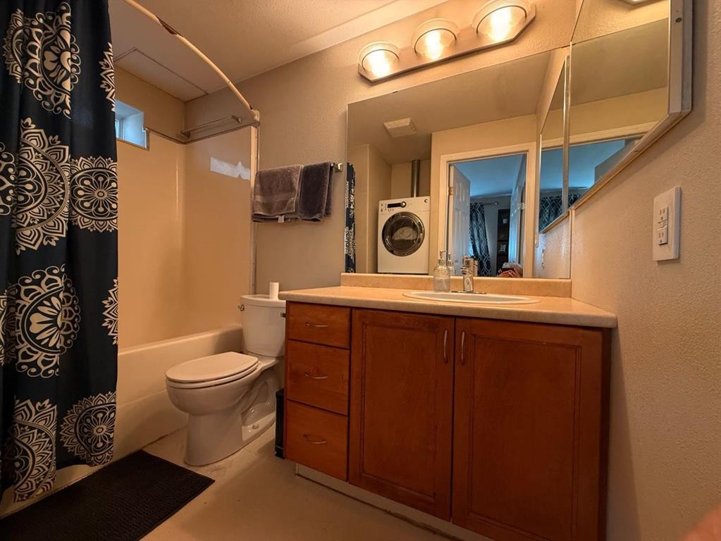 5-5426 49 Avenue, Lloydminster, SK - Indoor Photo Showing Bathroom