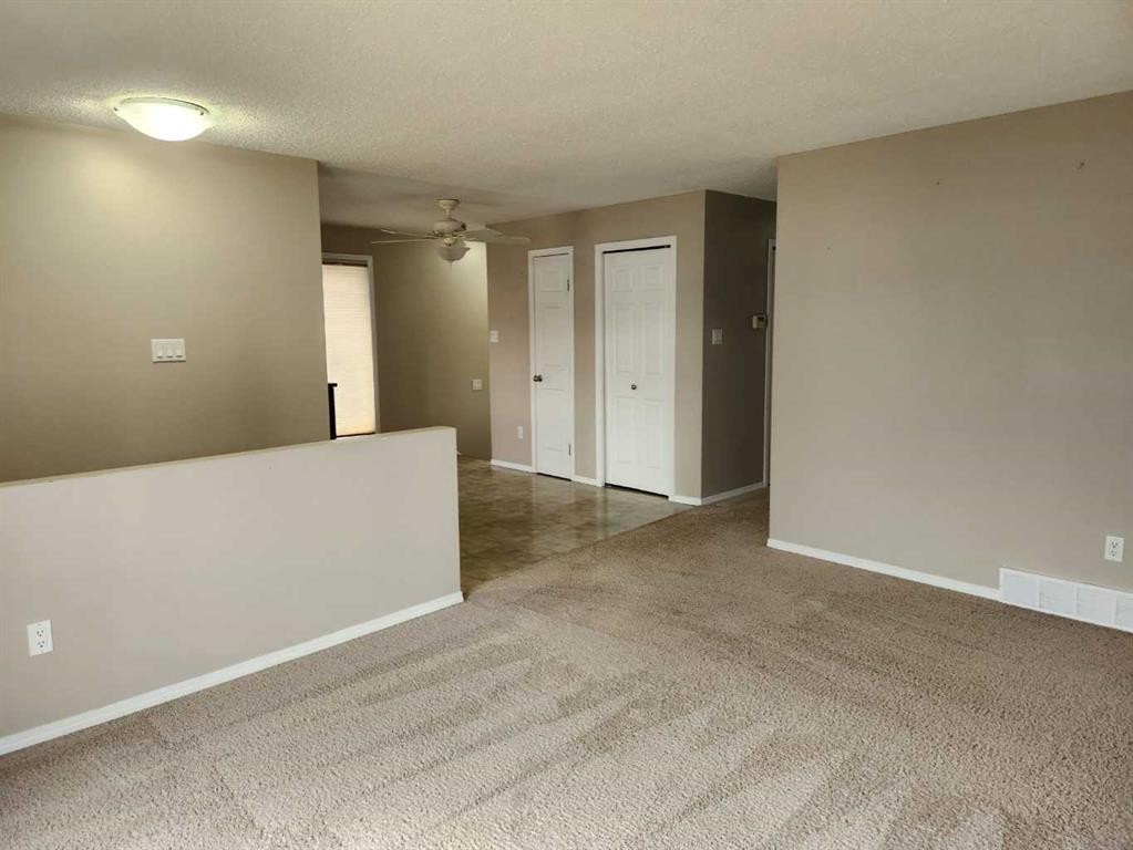 5002 53 Avenue, Kitscoty, AB - Indoor Photo Showing Other Room