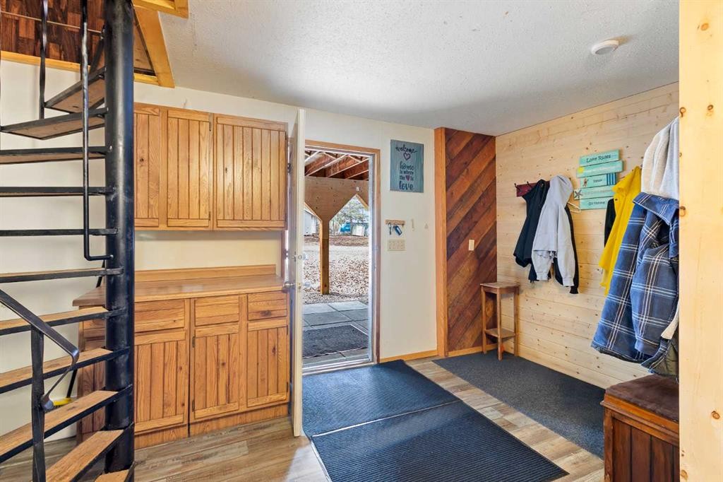 109 Makwa Lake Indian Reserve 129B, Loon Lake, SK - Indoor Photo Showing Other Room