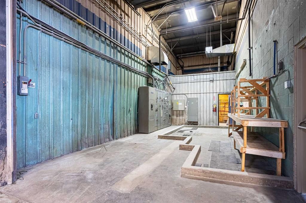 4604 62 Avenue, Lloydminster, AB