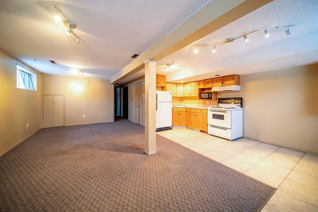1601 5 Avenue, Wainwright, AB - Indoor