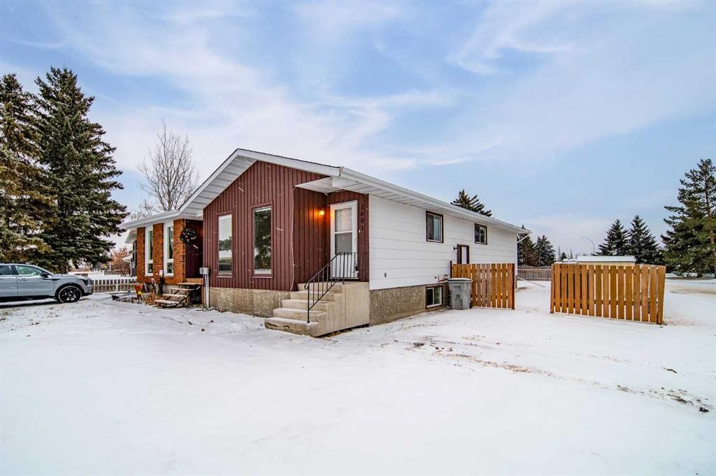 1601 5 Avenue, Wainwright, AB - Outdoor