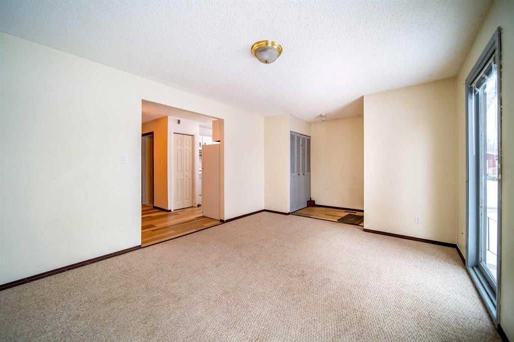 1601 5 Avenue, Wainwright, AB - Indoor Photo Showing Other Room