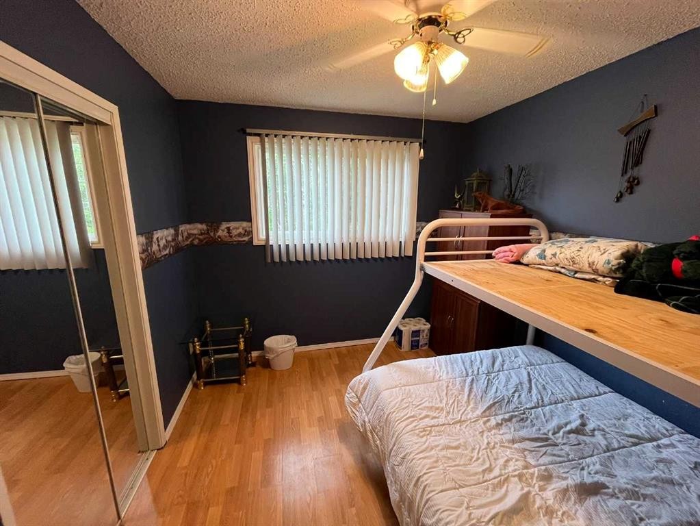 85057 90 Range, Rural Two Hills No. 21, County Of, AB - Indoor Photo Showing Bedroom