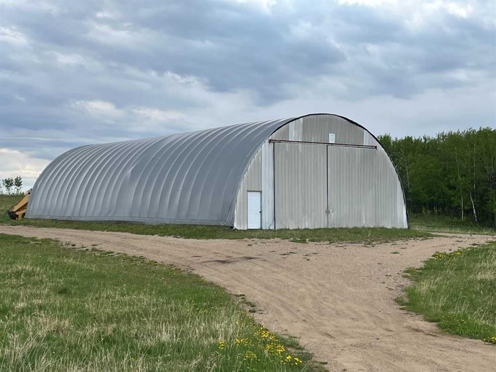 85057 90 Range, Rural Two Hills No. 21, County Of, AB - Outdoor