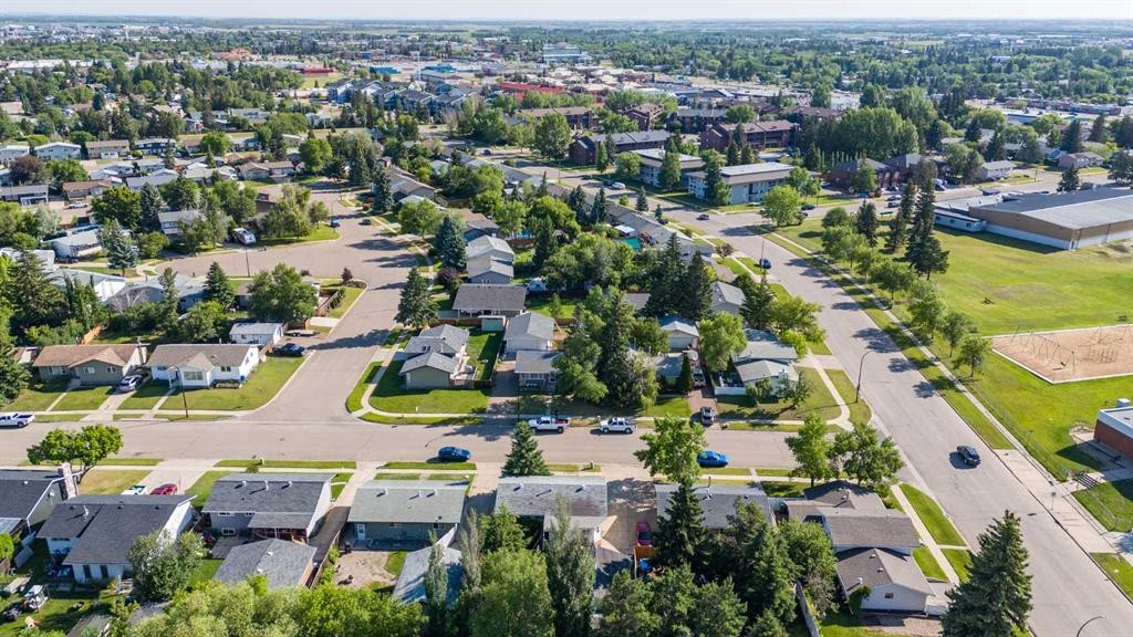 5205 32 Street, Lloydminster, AB - Outdoor With View