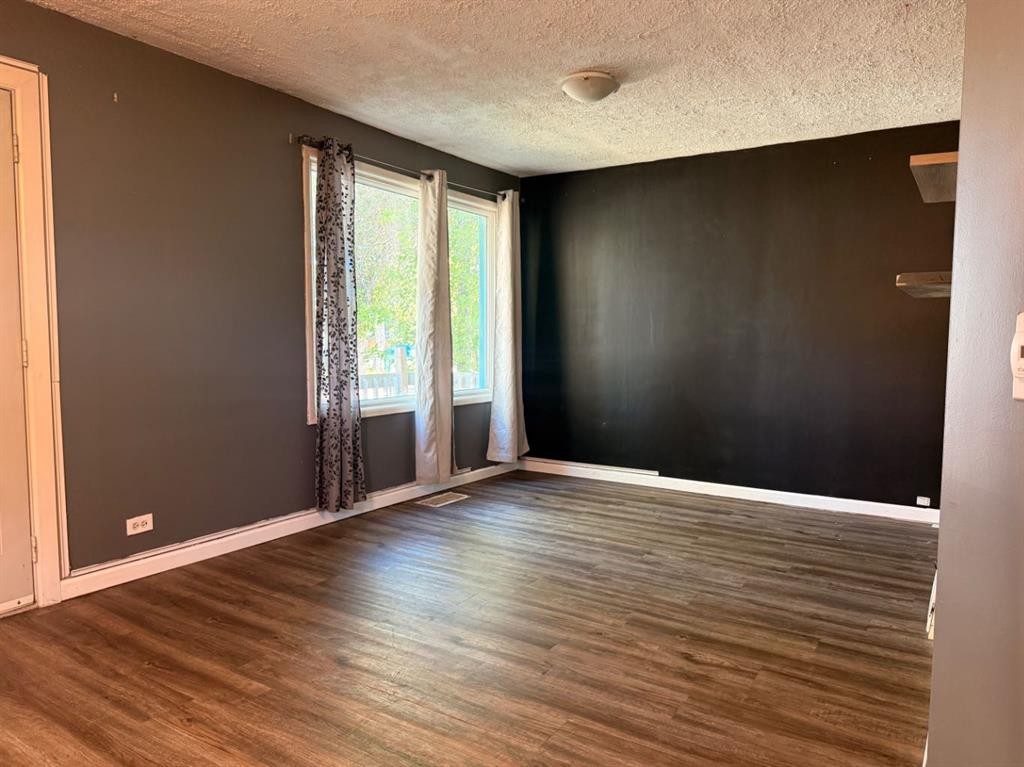 4807 49 Street, Lloydminster, SK - Indoor Photo Showing Other Room