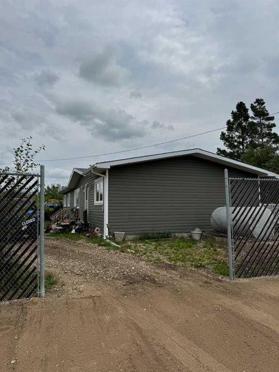 2201 14Th Ave, Wainwright, AB