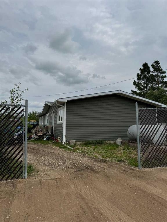 2201 14Th Ave, Wainwright, AB