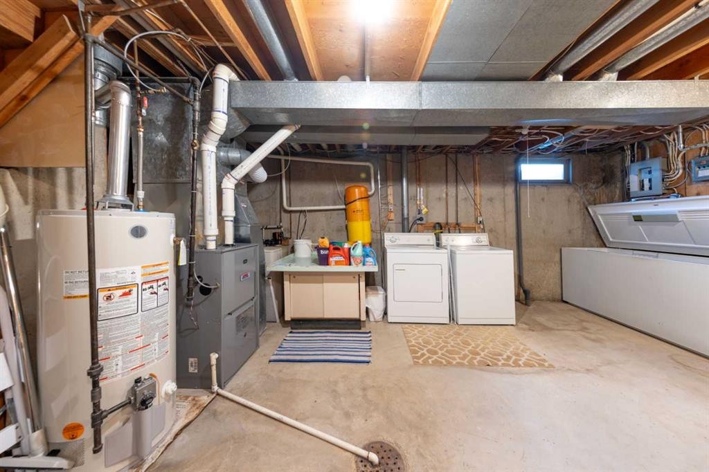 5204 32 Street, Lloydminster, AB - Indoor Photo Showing Basement