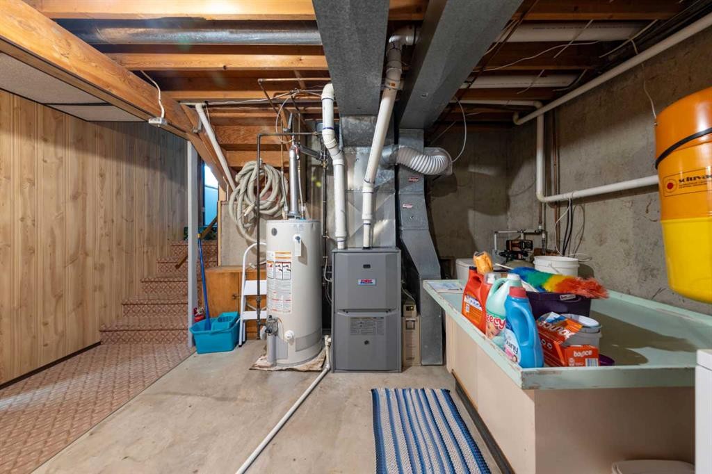 5204 32 Street, Lloydminster, AB - Indoor Photo Showing Basement